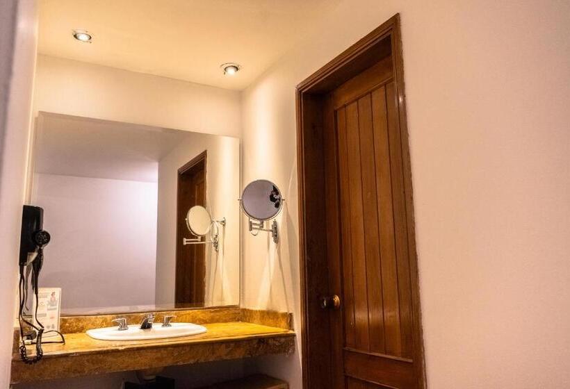 Quarto Triplo Estandar com Sacada, Termales Santa Rosa De Cabal