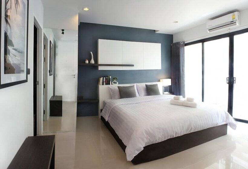 高级大房间, The Artist House