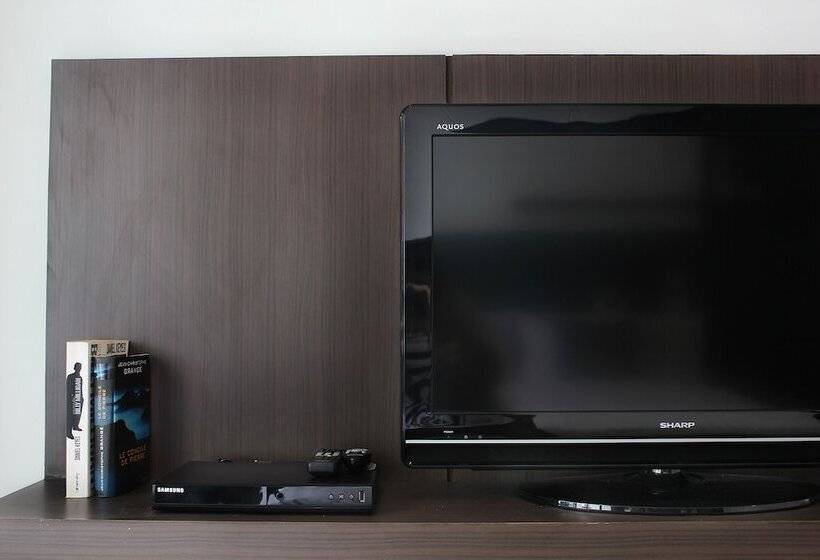 豪华房间, The Artist House