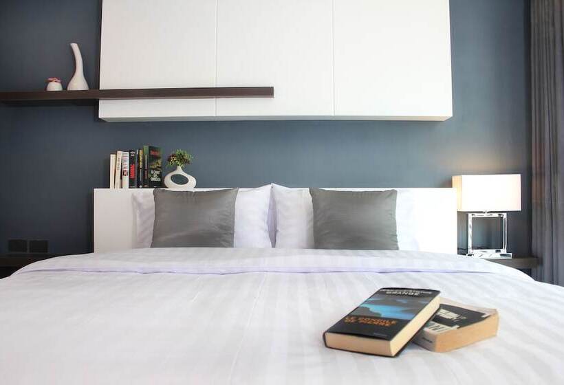 豪华房间, The Artist House