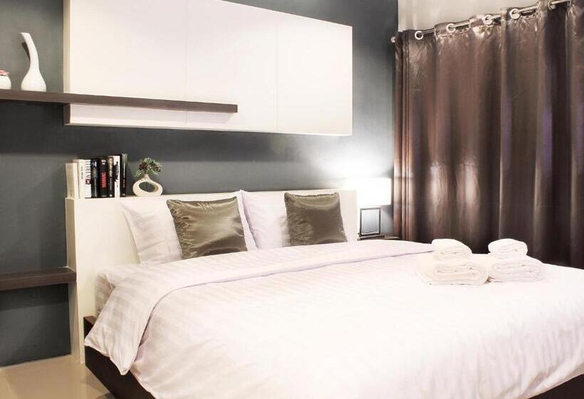 高级大房间, The Artist House