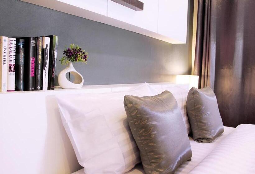 高级大房间, The Artist House