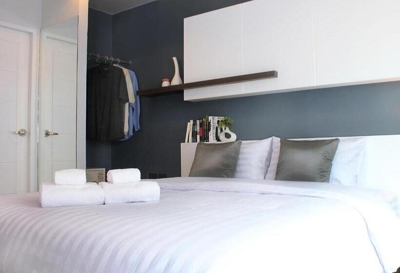 豪华房间, The Artist House