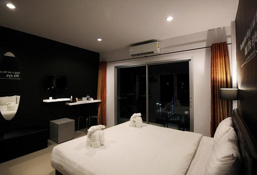 标准工作室带阳台, The Artist House