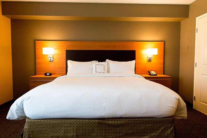 Люкс Кровать Кинг, Towneplace Suites By Marriott Lancaster