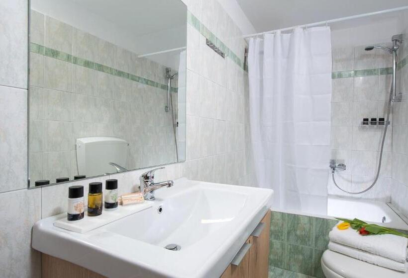 Studio Deluxe, Marianthi Apts By Estia