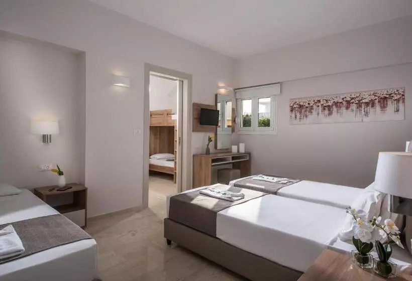 デラックス1ベッドルームアパートメント、プールビュー, Marianthi Apts By Estia