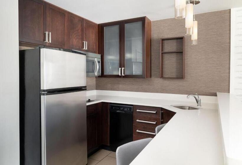 Люкс Кровать Кинг, Residence Inn By Marriott Youngstown Warren/niles