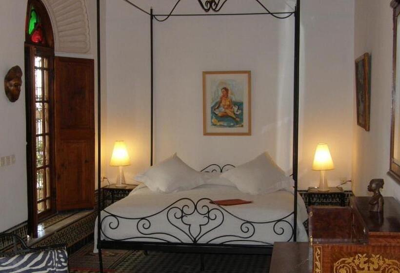 套房, Ryad Mabrouka