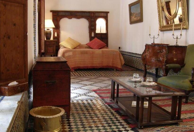 套房, Ryad Mabrouka