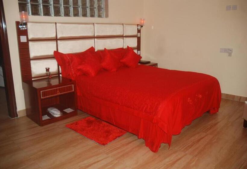 سوییت جونیور, Tiffany Diamond Hotels Ltd   Indira Gandhi Street
