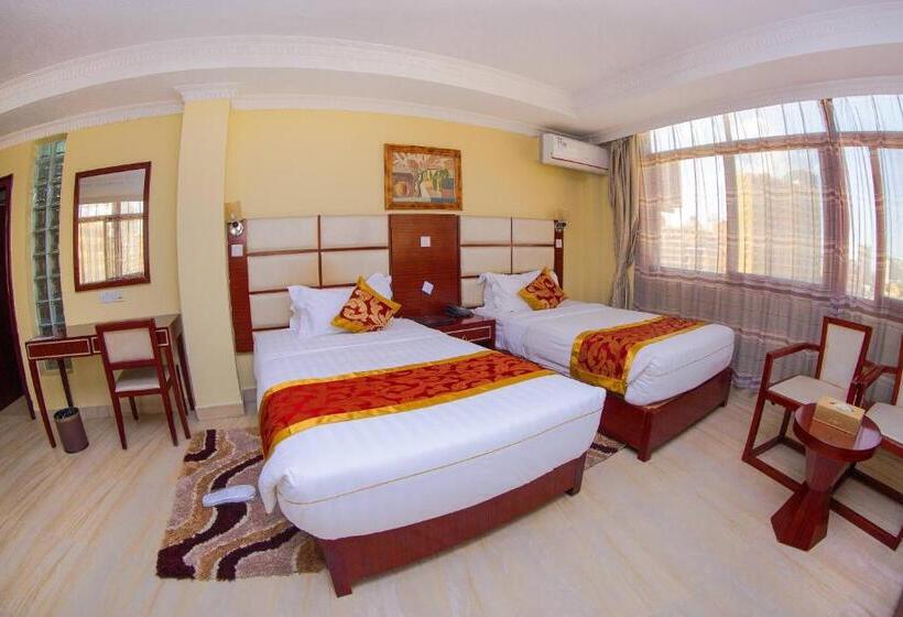 اتاق لوکس, Tiffany Diamond Hotels Ltd   Indira Gandhi Street