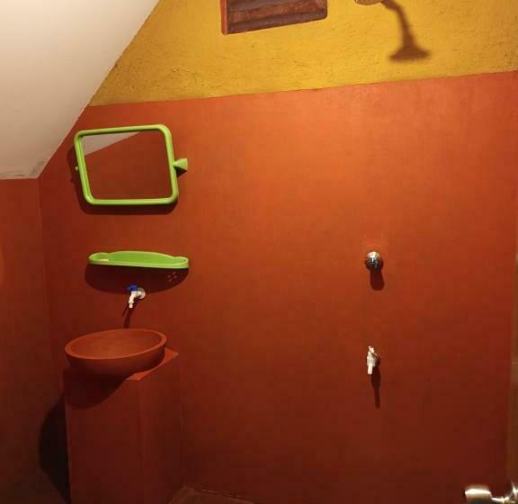 ファミリージュニアスイート, By The C  Cabanas