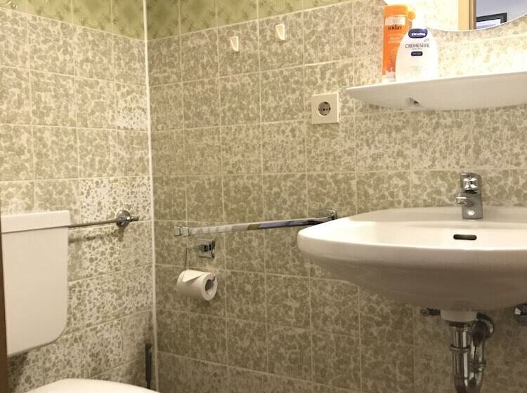 标准单人间, Gästehaus Viktoria