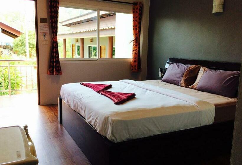 Номер Стандарт, Maehaad Garden Inn