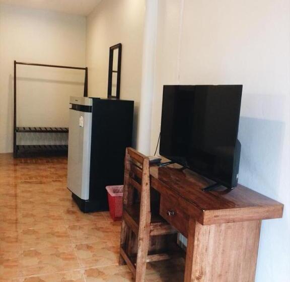 غرفة عائلية, Maehaad Garden Inn