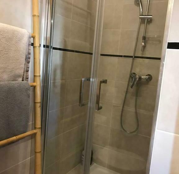 דירת חדר, Le Marty