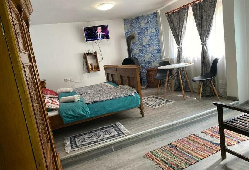 חדר סטנדרט עם מרפסת, Căsuța Din Pădure