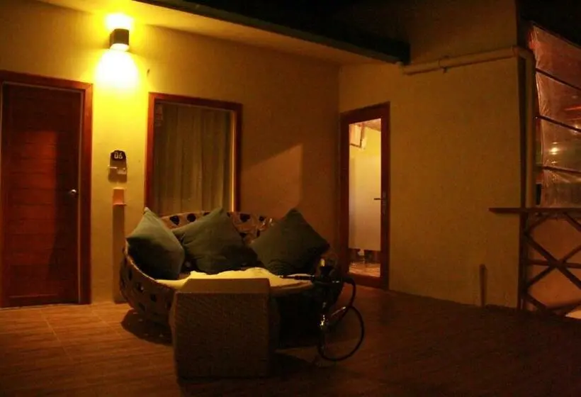 اتاق لوکس, Green Leaf Guest House   Omadhoo