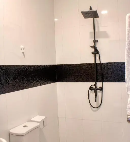 اتاق لوکس, Green Leaf Guest House   Omadhoo