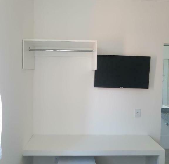 غرفة قياسية ثلاثية مزودة بشرفة, Pousada Vale Do Sol Capitólio