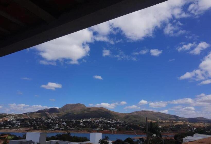 غرفة قياسية مزوَّدة بشُرفة, Pousada Vale Do Sol Capitólio