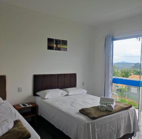 غرفة قياسية ثلاثية مزودة بشرفة, Pousada Vale Do Sol Capitólio