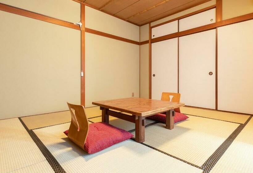 غرفة قياسية ثلاثية, Kousen Annex Kazeya Group