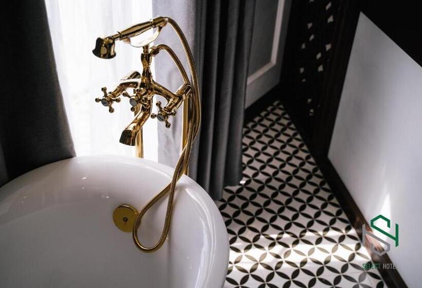 سوییت با چشمانداز دریا, Selecthotel Hạ Long