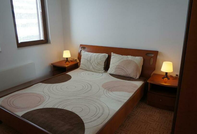 شقة غرفة واحدة, Grand Monastery Apart