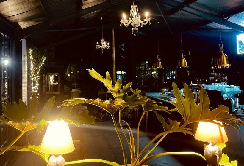 キングサイズベッドのデラックスルーム, Le Rêve Boutique Hôtel