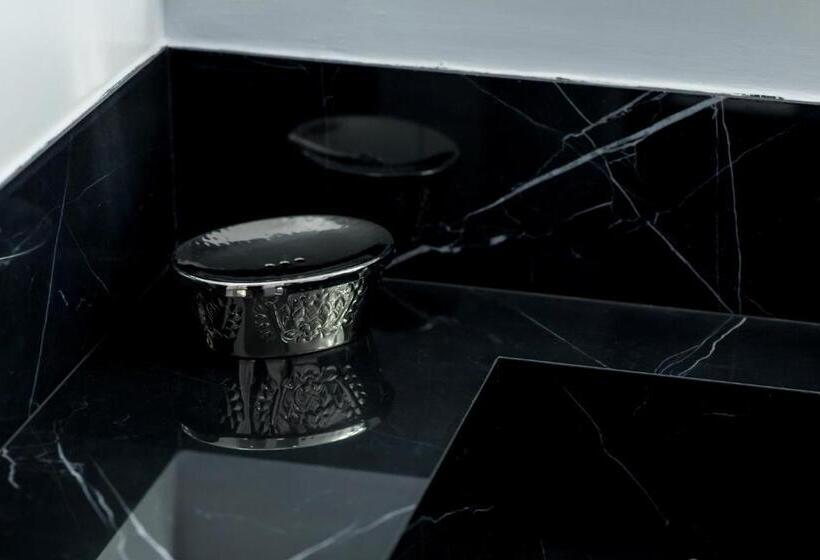 חדר סטנדרט, Mert Boutique