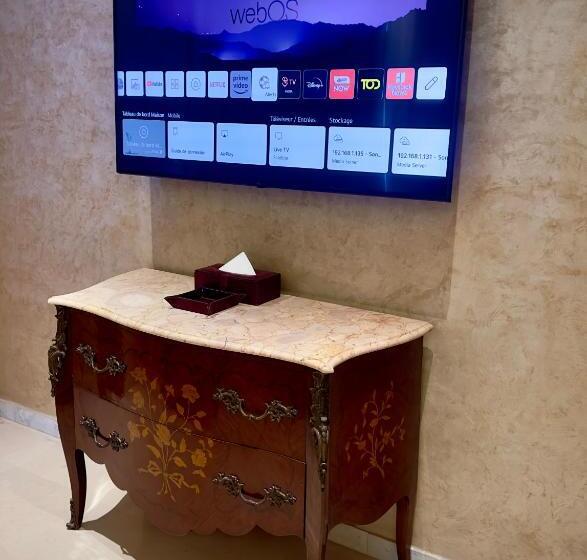 سوییت سوپریور, Sillage Palace Sky & Spa