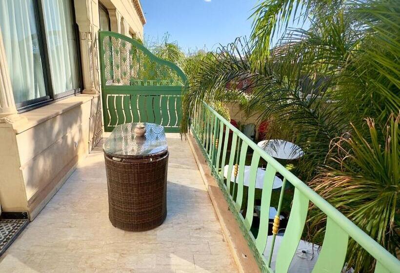 سوئیت پرزیدنت, Sillage Palace Sky & Spa