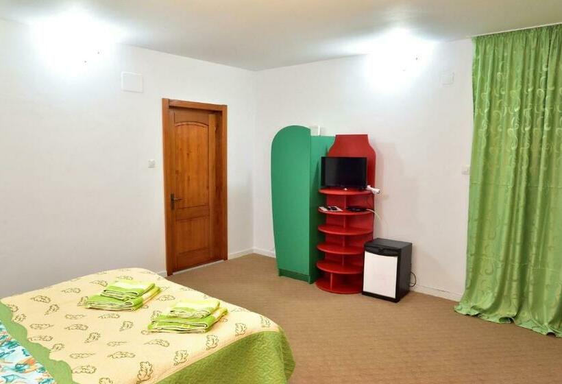 غرفة قياسية, Pensiunea La Safari