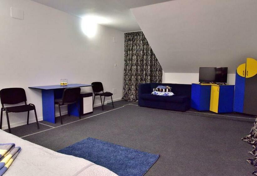 غرفة قياسية, Pensiunea La Safari