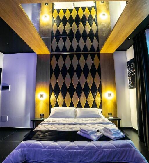اتاق استاندارد با تخت بزرگ, Maximum Hub Suite&spa