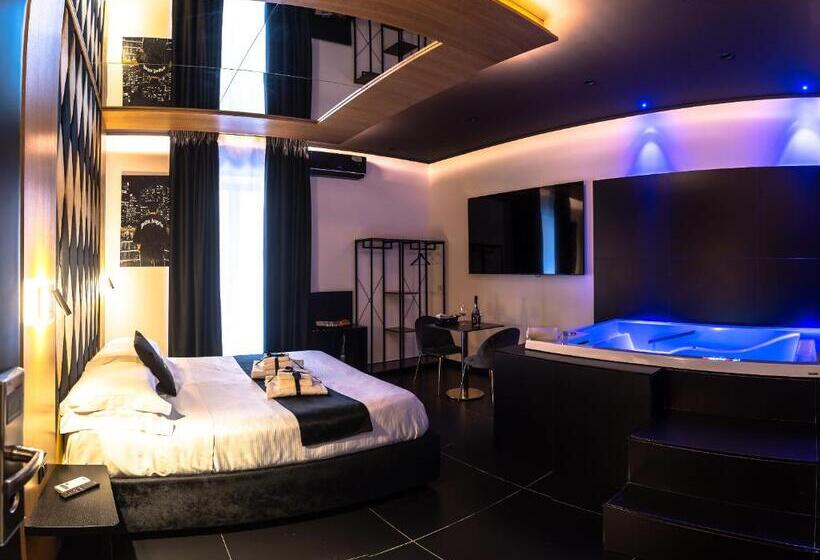 اتاق استاندارد با تخت بزرگ, Maximum Hub Suite&spa