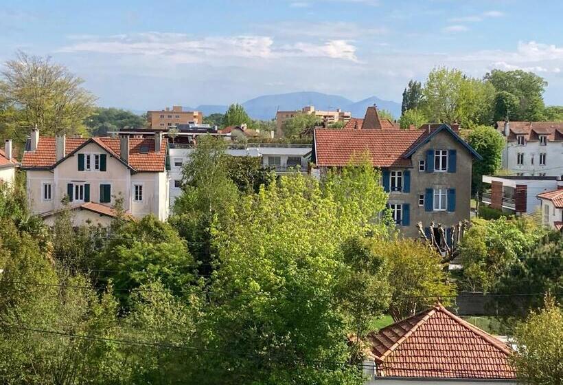 マウンテンビューファミリールーム, Villa Ajna Bayonne