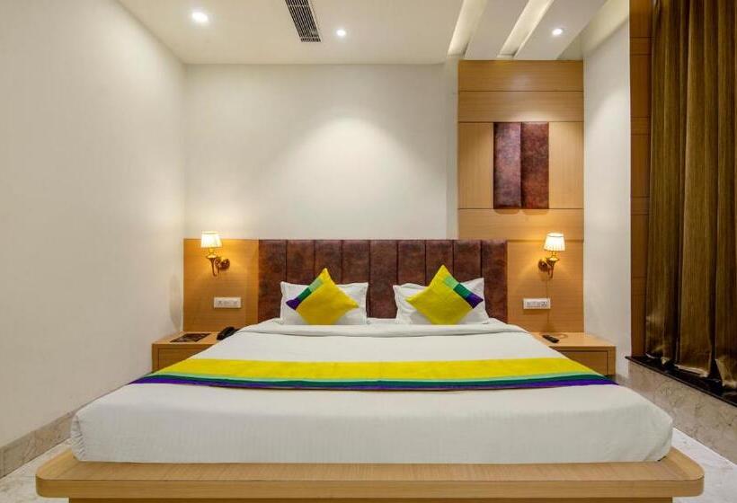 חדר דלוקס, Itsy Hotels Sehdev Residency, Near Golden Temple