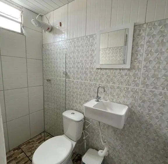 اتاق اکونومی, Pousada Iapôi