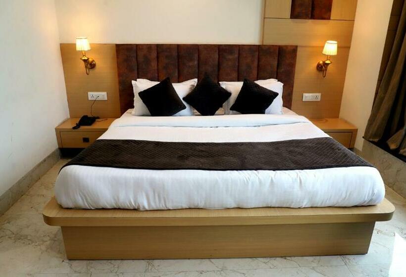 חדר דלוקס, Itsy Hotels Sehdev Residency, Near Golden Temple