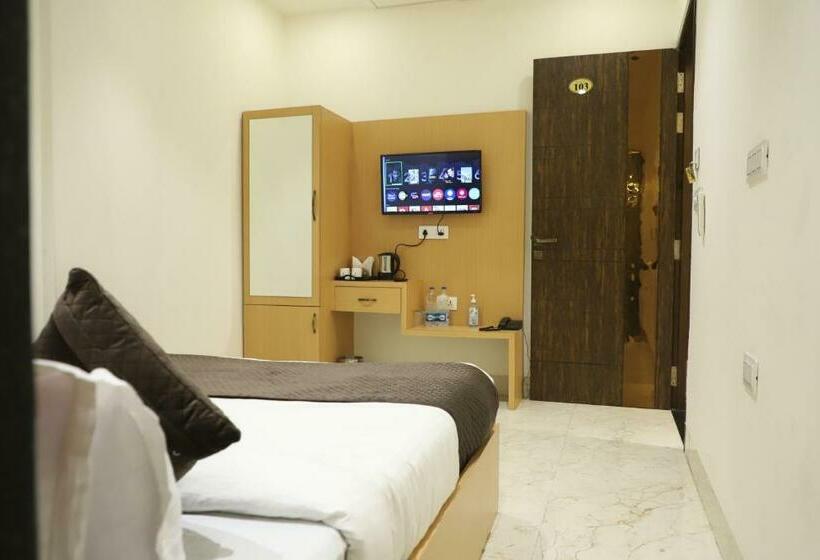 חדר דלוקס, Itsy Hotels Sehdev Residency, Near Golden Temple