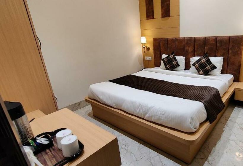 חדר דלוקס, Itsy Hotels Sehdev Residency, Near Golden Temple