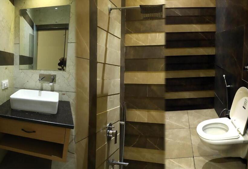 חדר דלוקס, Itsy Hotels Sehdev Residency, Near Golden Temple