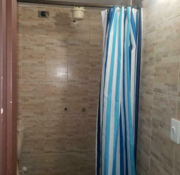 اتاق استاندارد یک نفره, Hostal Hollywood Inn Ii