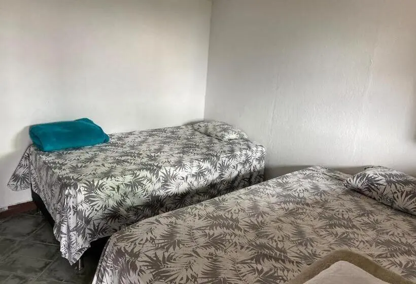 スタンダードルーム, Hostal Hollywood Inn Ii