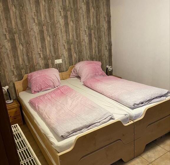 Студия Стандарт, Molltaler Appartements En B&b