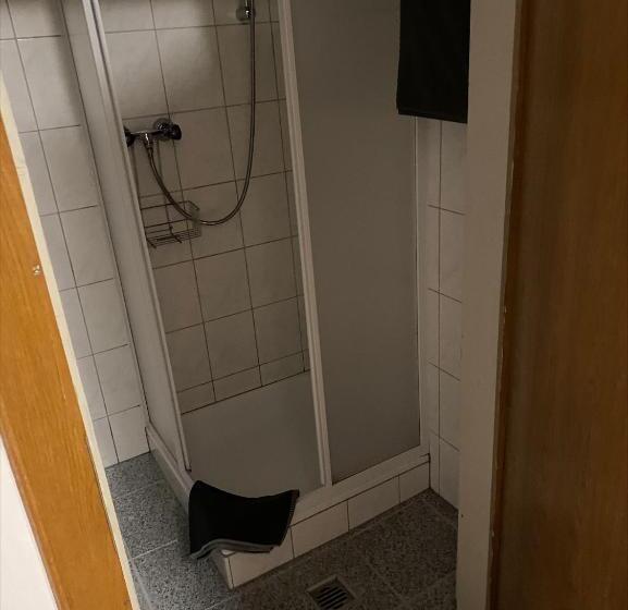 标准工作室, Molltaler Appartements En B&b