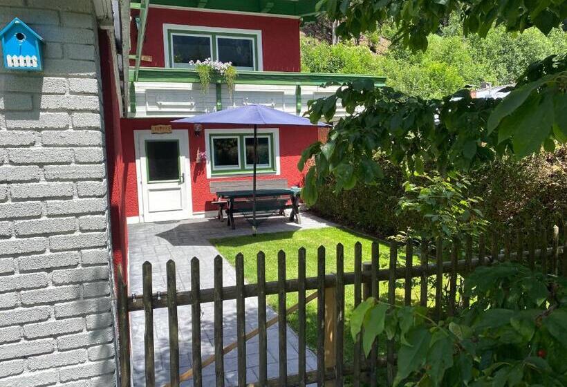 标准工作室, Molltaler Appartements En B&b